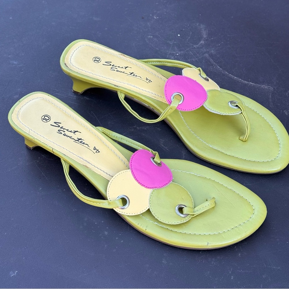 SWEET SEVENTEEN Size 10 Green Yellow Pink Kitten Heel Sandals - Picture 5 of 15